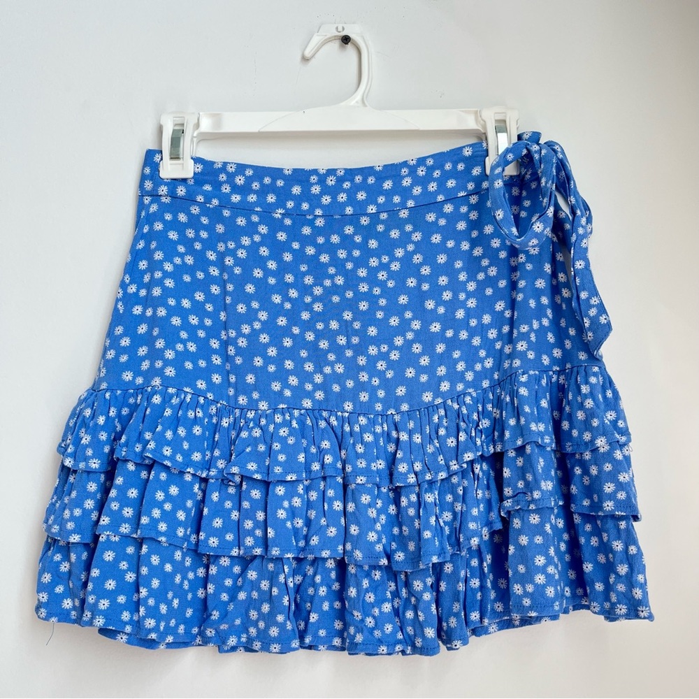 Forever 21 Blue Floral Mini Skirt Size S